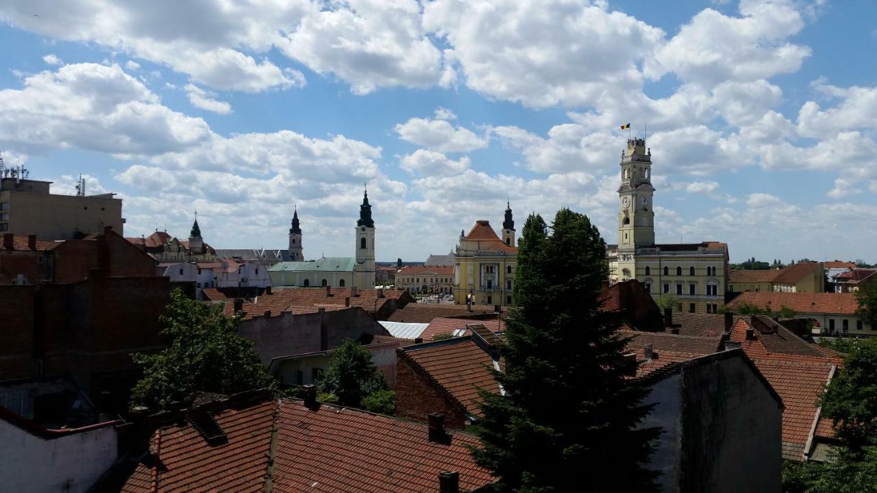 Apartament Central Oradea Lägenhet Exteriör bild