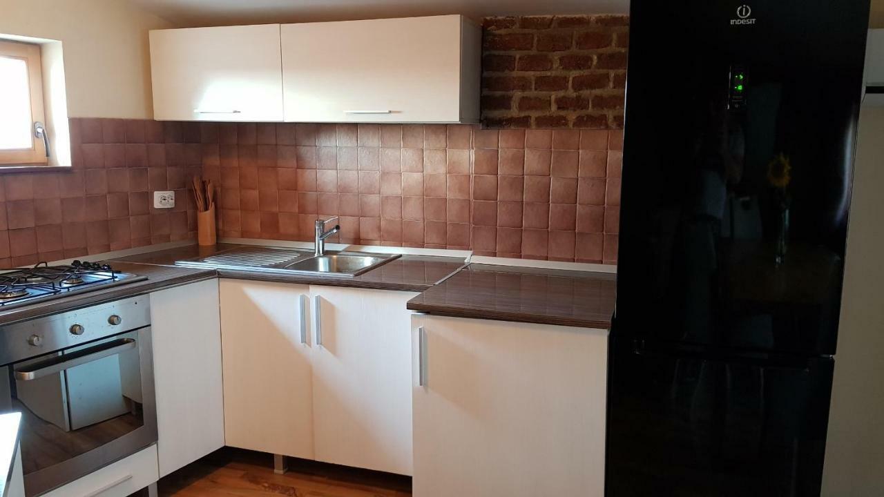 Apartament Central Oradea Lägenhet Exteriör bild